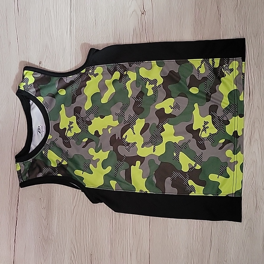Boys tank